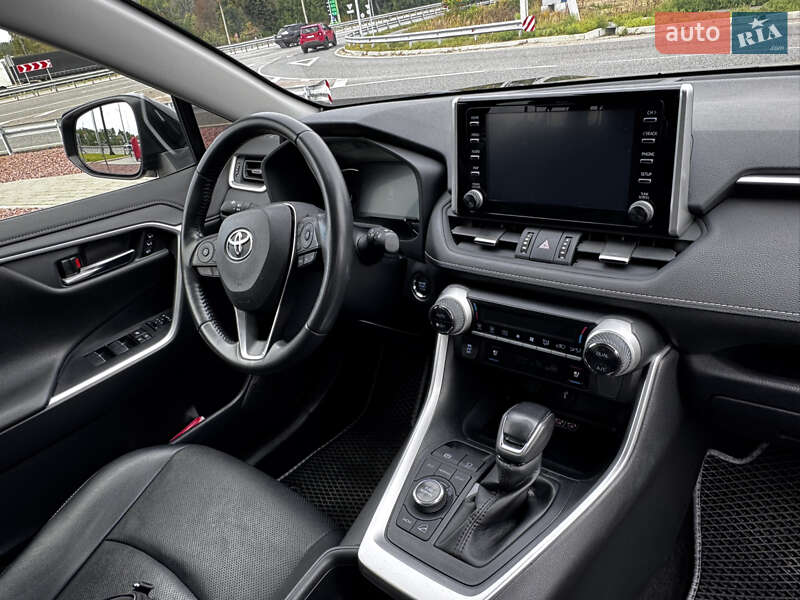 Внедорожник / Кроссовер Toyota RAV4 2022 в Броварах фото 12 Внедорожник / Кроссовер Toyota RAV4 2022 в Броварах