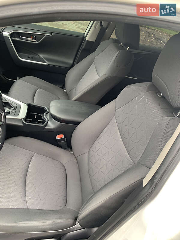 Внедорожник / Кроссовер Toyota RAV4 2022 в Подольске фото 30 Внедорожник / Кроссовер Toyota RAV4 2022 в Подольске