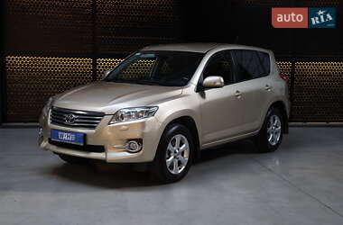 Toyota RAV4 2011