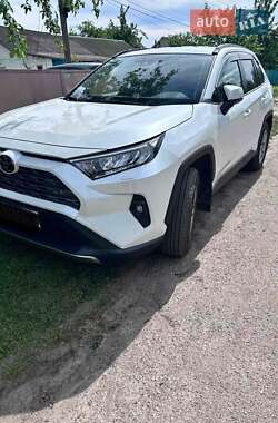 Внедорожник / Кроссовер Toyota RAV4 2023 в Прилуках