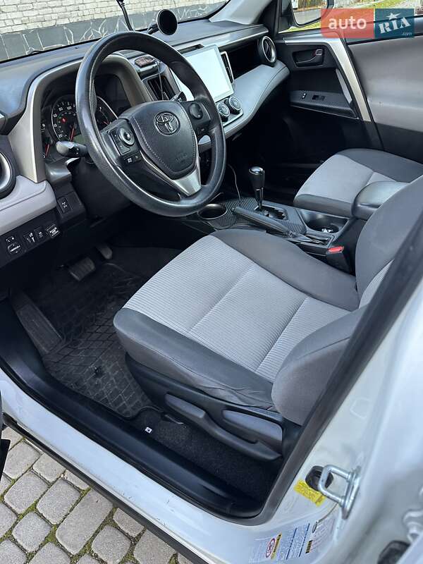 Внедорожник / Кроссовер Toyota RAV4 2015 в Львове фото 8 Внедорожник / Кроссовер Toyota RAV4 2015 в Львове