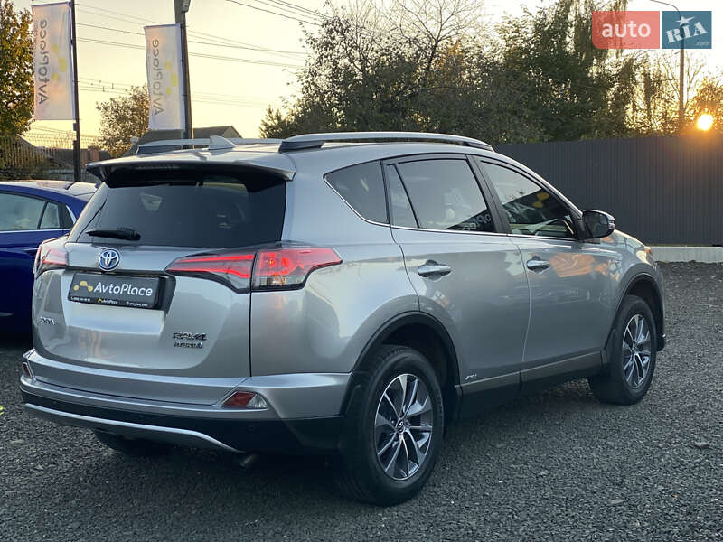 Внедорожник / Кроссовер Toyota RAV4 2017 в Луцке фото 19 Внедорожник / Кроссовер Toyota RAV4 2017 в Луцке