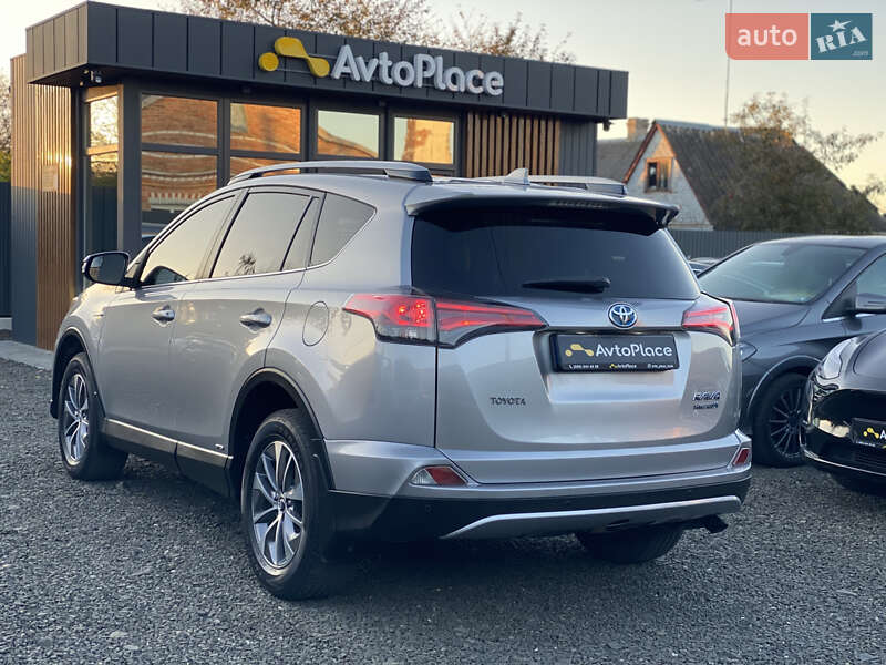 Внедорожник / Кроссовер Toyota RAV4 2017 в Луцке фото 28 Внедорожник / Кроссовер Toyota RAV4 2017 в Луцке