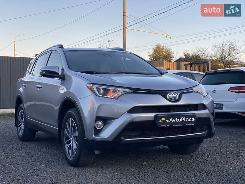 Внедорожник / Кроссовер Toyota RAV4 2017 в Луцке фото 38 Внедорожник / Кроссовер Toyota RAV4 2017 в Луцке