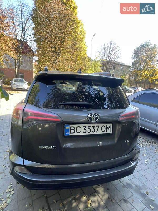 Позашляховик / Кросовер Toyota RAV4 2016 в Львові фото 13 Позашляховик / Кросовер Toyota RAV4 2016 в Львові