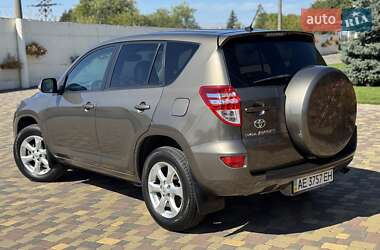 Внедорожник / Кроссовер Toyota RAV4 2011 в 
