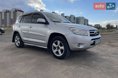 Позашляховик / Кросовер Toyota RAV4 2007 в  фото 4 Позашляховик / Кросовер Toyota RAV4 2007 в