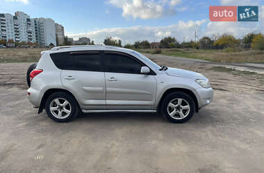 Позашляховик / Кросовер Toyota RAV4 2007 в  фото 12 Позашляховик / Кросовер Toyota RAV4 2007 в