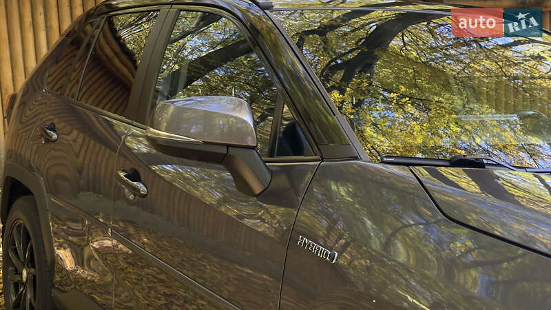 Внедорожник / Кроссовер Toyota RAV4 2019 в Хмельницком фото 3 Внедорожник / Кроссовер Toyota RAV4 2019 в Хмельницком
