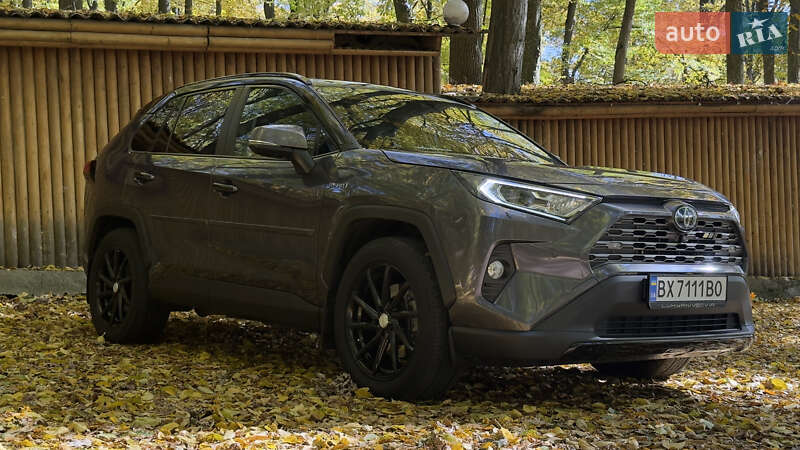 Внедорожник / Кроссовер Toyota RAV4 2019 в Хмельницком фото 7 Внедорожник / Кроссовер Toyota RAV4 2019 в Хмельницком
