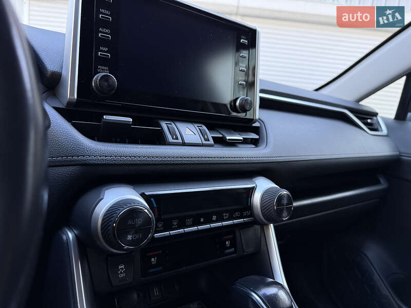Внедорожник / Кроссовер Toyota RAV4 2019 в Хмельницком фото 30 Внедорожник / Кроссовер Toyota RAV4 2019 в Хмельницком