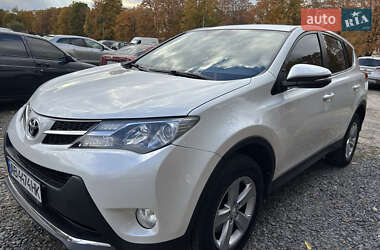 Внедорожник / Кроссовер Toyota RAV4 2013 в 
