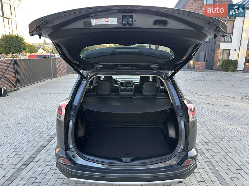 Внедорожник / Кроссовер Toyota RAV4 2016 в Умани фото 28 Внедорожник / Кроссовер Toyota RAV4 2016 в Умани