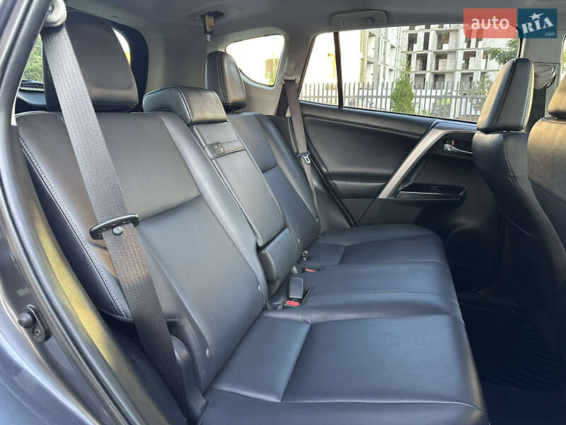 Внедорожник / Кроссовер Toyota RAV4 2016 в Умани фото 53 Внедорожник / Кроссовер Toyota RAV4 2016 в Умани