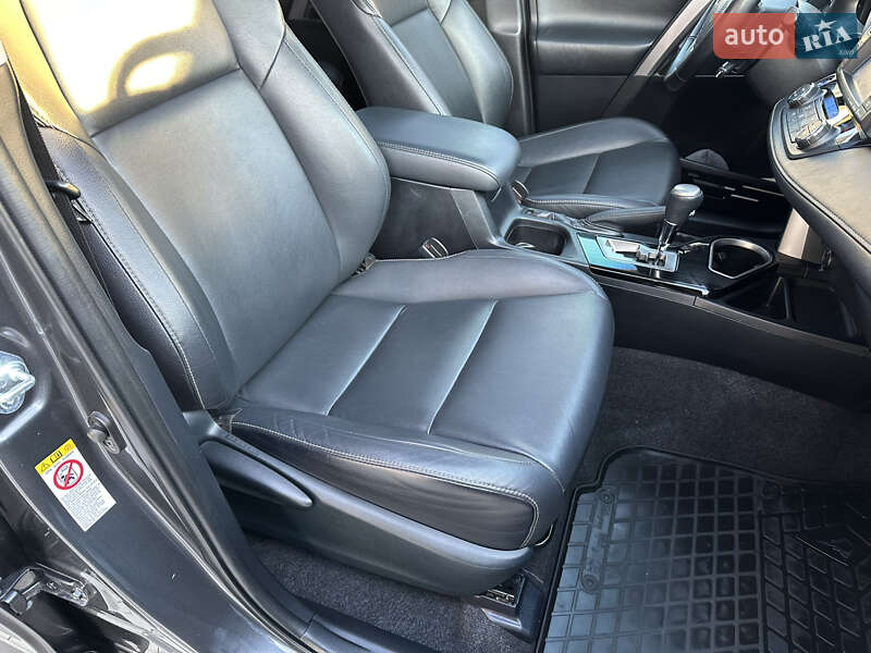 Внедорожник / Кроссовер Toyota RAV4 2016 в Умани фото 58 Внедорожник / Кроссовер Toyota RAV4 2016 в Умани