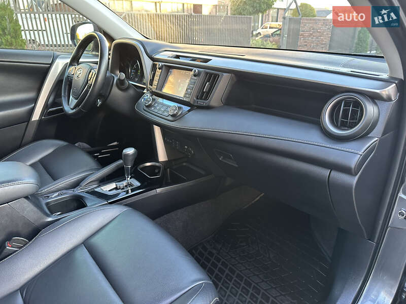 Внедорожник / Кроссовер Toyota RAV4 2016 в Умани фото 60 Внедорожник / Кроссовер Toyota RAV4 2016 в Умани