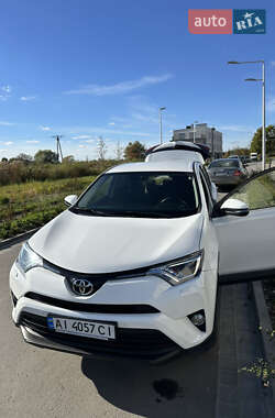 Позашляховик / Кросовер Toyota RAV4 2018 в Броварах
