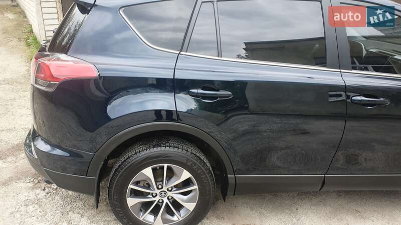 Позашляховик / Кросовер Toyota RAV4 2017 в Харкові фото 33 Позашляховик / Кросовер Toyota RAV4 2017 в Харкові