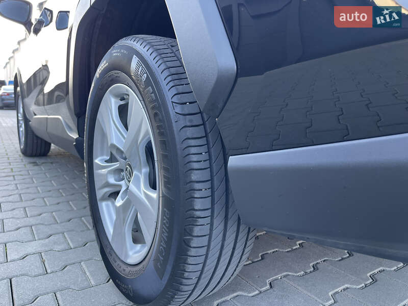 Внедорожник / Кроссовер Toyota RAV4 2021 в Черновцах фото 15 Внедорожник / Кроссовер Toyota RAV4 2021 в Черновцах
