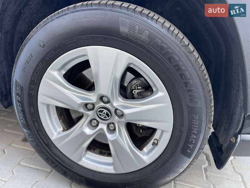 Внедорожник / Кроссовер Toyota RAV4 2021 в Черновцах фото 26 Внедорожник / Кроссовер Toyota RAV4 2021 в Черновцах