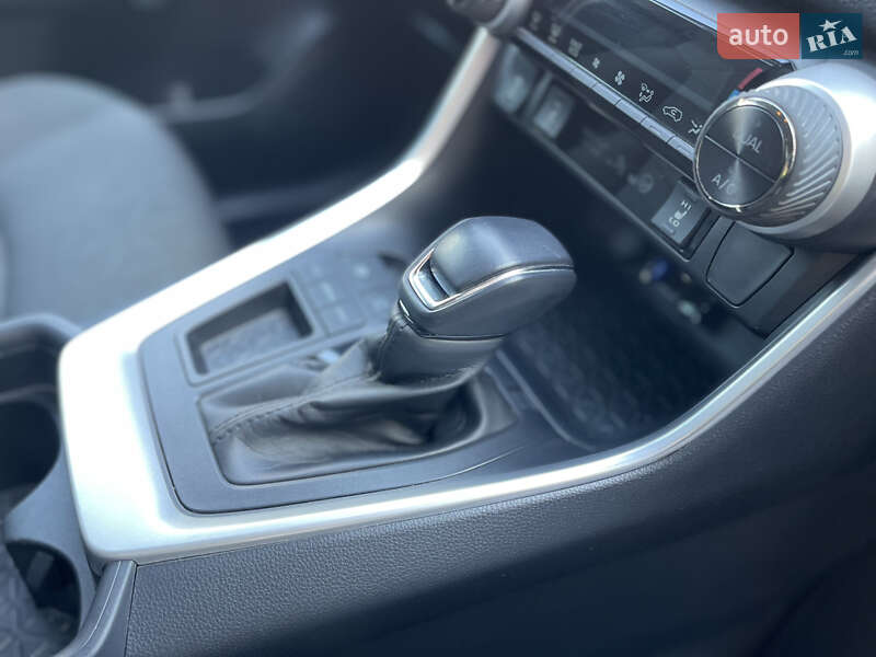 Внедорожник / Кроссовер Toyota RAV4 2021 в Черновцах фото 51 Внедорожник / Кроссовер Toyota RAV4 2021 в Черновцах