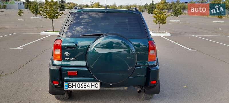 Внедорожник / Кроссовер Toyota RAV4 2002 в Одессе