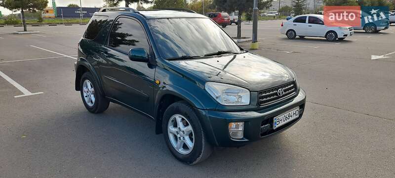 Внедорожник / Кроссовер Toyota RAV4 2002 в Одессе