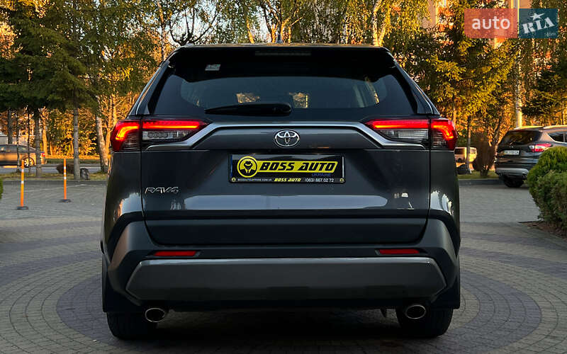 Позашляховик / Кросовер Toyota RAV4 2020 в Львові фото 6 Позашляховик / Кросовер Toyota RAV4 2020 в Львові