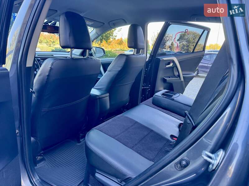 Внедорожник / Кроссовер Toyota RAV4 2017 в Одессе фото 25 Внедорожник / Кроссовер Toyota RAV4 2017 в Одессе