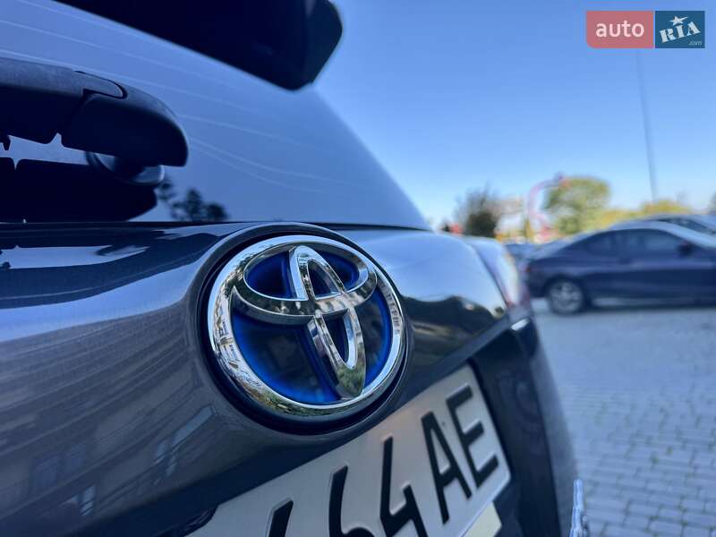 Внедорожник / Кроссовер Toyota RAV4 2017 в Одессе фото 30 Внедорожник / Кроссовер Toyota RAV4 2017 в Одессе