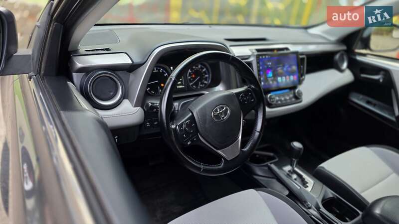 Позашляховик / Кросовер Toyota RAV4 2016 в Одесі