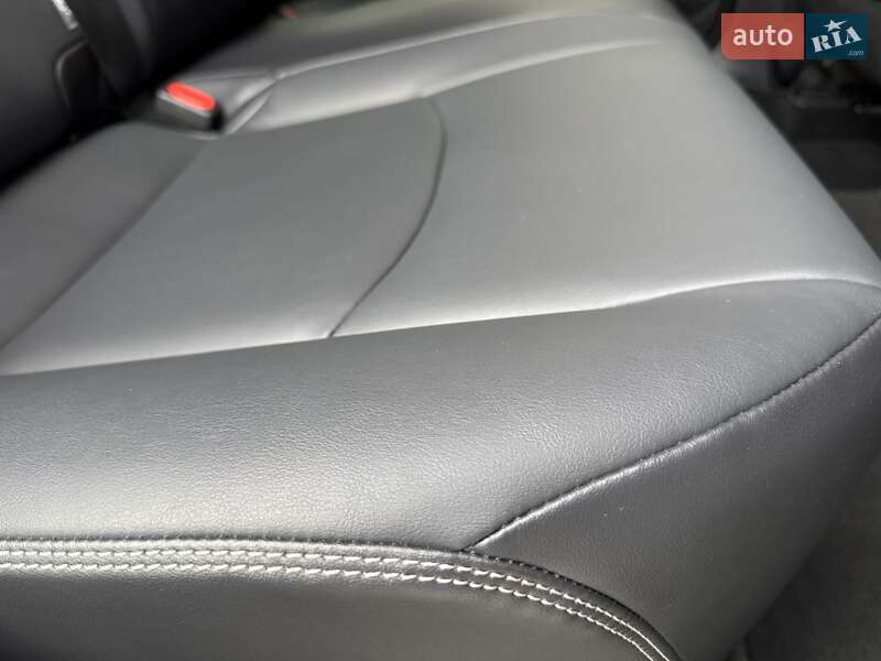 Внедорожник / Кроссовер Toyota RAV4 2023 в Киеве фото 14 Внедорожник / Кроссовер Toyota RAV4 2023 в Киеве