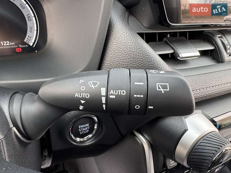 Внедорожник / Кроссовер Toyota RAV4 2023 в Киеве фото 34 Внедорожник / Кроссовер Toyota RAV4 2023 в Киеве