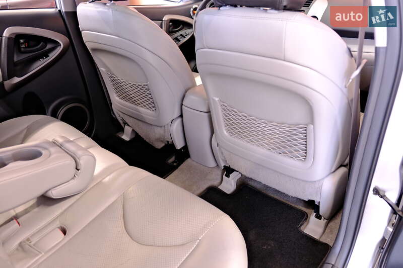 Внедорожник / Кроссовер Toyota RAV4 2006 в Одессе фото 33 Внедорожник / Кроссовер Toyota RAV4 2006 в Одессе