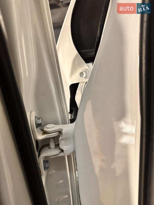 Позашляховик / Кросовер Toyota RAV4 2019 в Києві