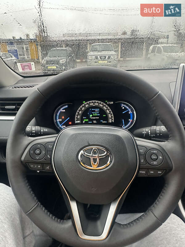 Внедорожник / Кроссовер Toyota RAV4 2025 в Львове фото 18 Внедорожник / Кроссовер Toyota RAV4 2025 в Львове