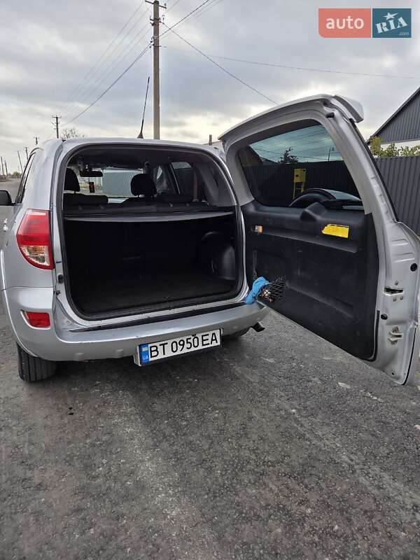 Внедорожник / Кроссовер Toyota RAV4 2006 в Николаеве фото 5 Внедорожник / Кроссовер Toyota RAV4 2006 в Николаеве