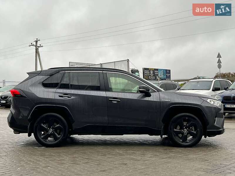 Внедорожник / Кроссовер Toyota RAV4 2019 в Львове фото 10 Внедорожник / Кроссовер Toyota RAV4 2019 в Львове