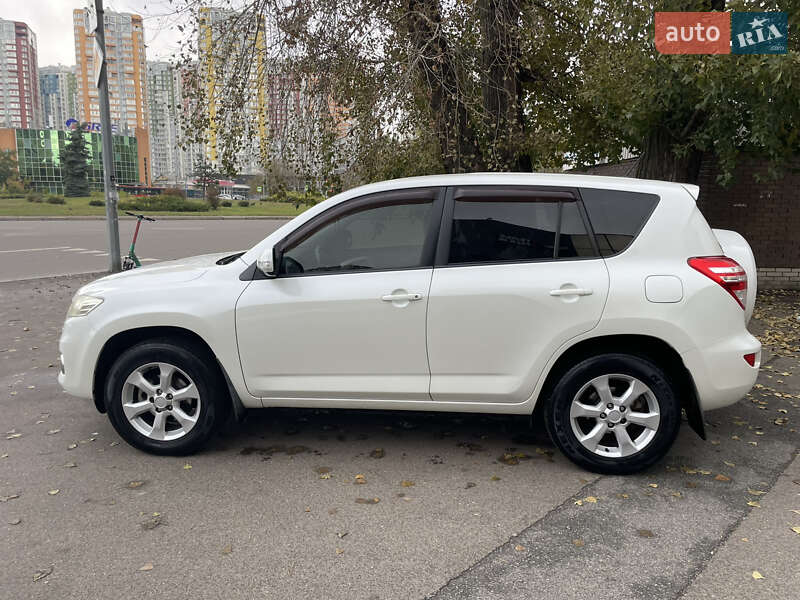 Внедорожник / Кроссовер Toyota RAV4 2011 в Киеве фото 4 Внедорожник / Кроссовер Toyota RAV4 2011 в Киеве