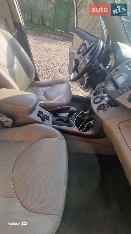 Внедорожник / Кроссовер Toyota RAV4 2008 в Лебедине