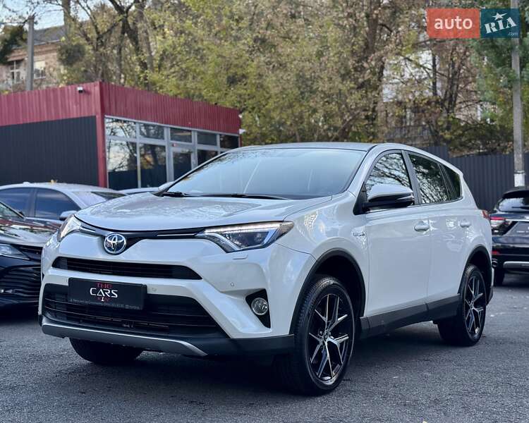 Внедорожник / Кроссовер Toyota RAV4 2016 в Киеве фото 8 Внедорожник / Кроссовер Toyota RAV4 2016 в Киеве