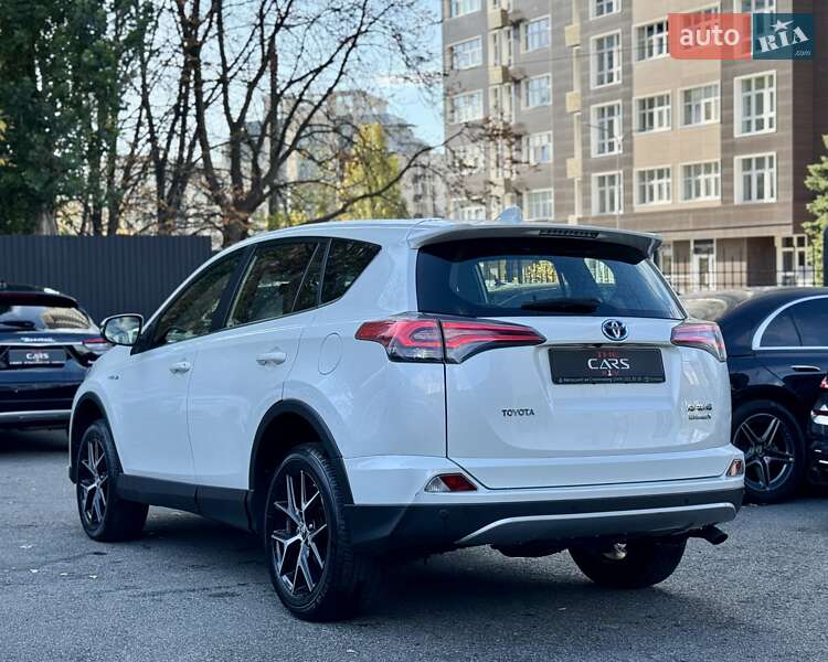 Внедорожник / Кроссовер Toyota RAV4 2016 в Киеве фото 11 Внедорожник / Кроссовер Toyota RAV4 2016 в Киеве