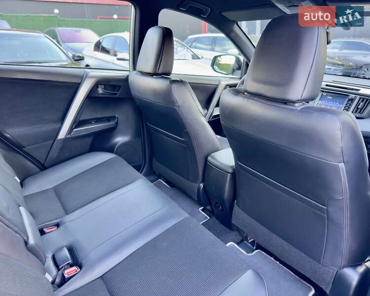 Внедорожник / Кроссовер Toyota RAV4 2016 в Киеве фото 18 Внедорожник / Кроссовер Toyota RAV4 2016 в Киеве