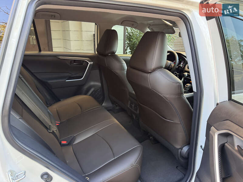 Внедорожник / Кроссовер Toyota RAV4 2022 в Одессе фото 52 Внедорожник / Кроссовер Toyota RAV4 2022 в Одессе