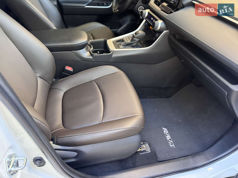 Внедорожник / Кроссовер Toyota RAV4 2022 в Одессе фото 63 Внедорожник / Кроссовер Toyota RAV4 2022 в Одессе