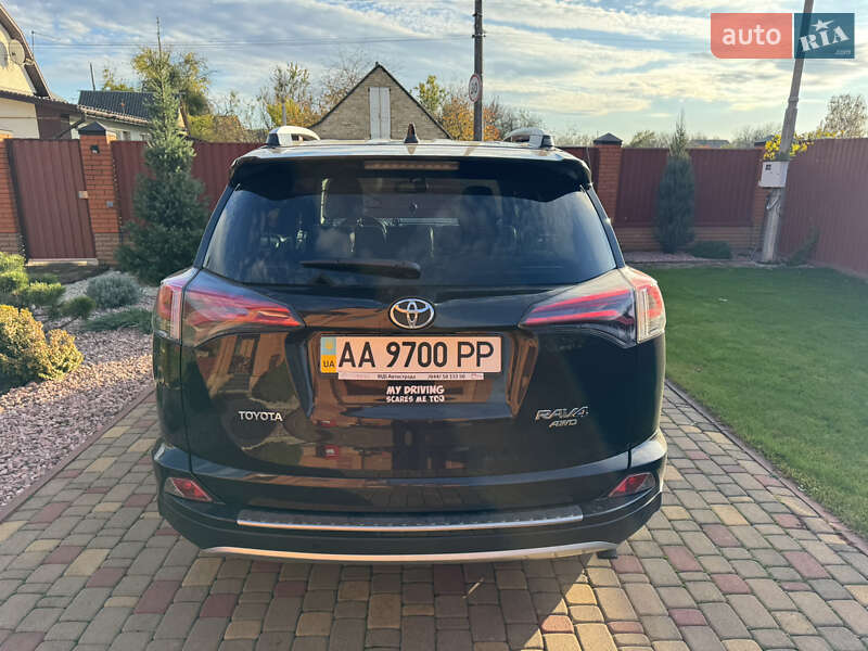 Внедорожник / Кроссовер Toyota RAV4 2016 в Киеве фото 2 Внедорожник / Кроссовер Toyota RAV4 2016 в Киеве
