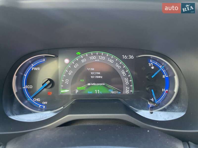 Внедорожник / Кроссовер Toyota RAV4 2020 в Житомире фото 37 Внедорожник / Кроссовер Toyota RAV4 2020 в Житомире