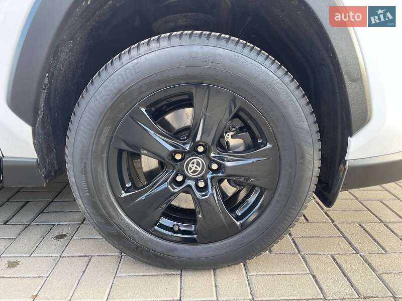 Внедорожник / Кроссовер Toyota RAV4 2020 в Житомире фото 52 Внедорожник / Кроссовер Toyota RAV4 2020 в Житомире