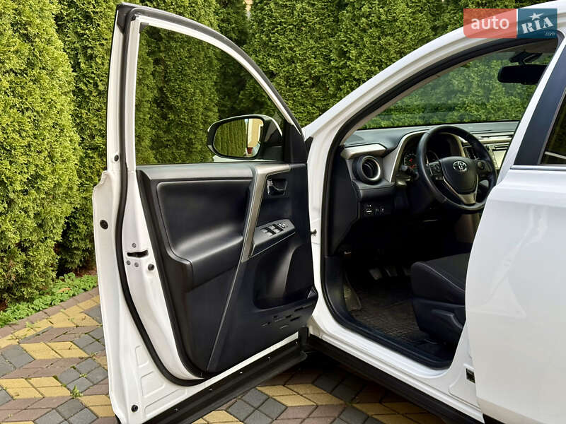 Внедорожник / Кроссовер Toyota RAV4 2014 в Самборе фото 14 Внедорожник / Кроссовер Toyota RAV4 2014 в Самборе