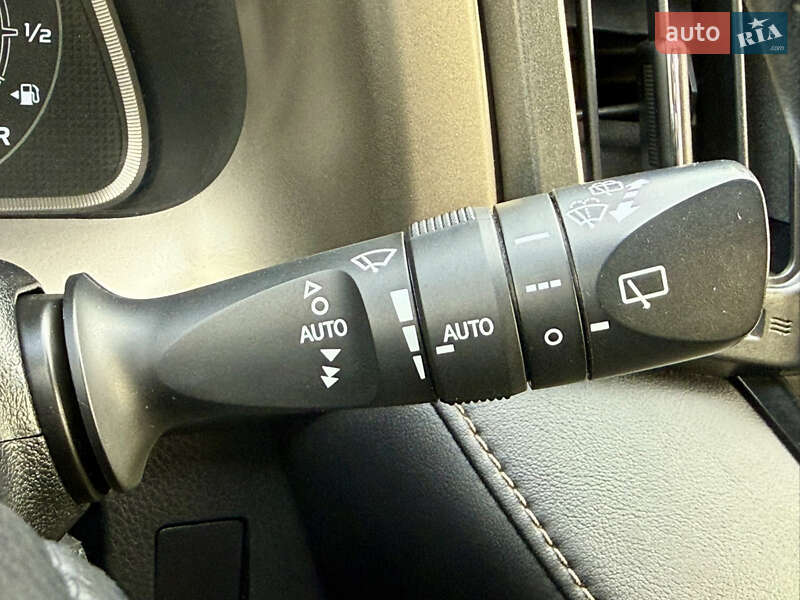 Внедорожник / Кроссовер Toyota RAV4 2014 в Самборе фото 31 Внедорожник / Кроссовер Toyota RAV4 2014 в Самборе